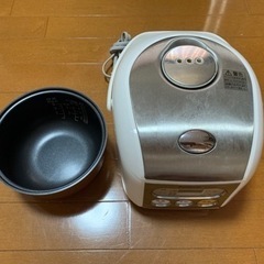 炊飯器　Panasonic SR-MZ051