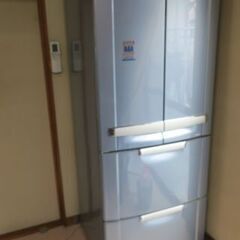 三菱電機冷蔵庫　MRーF４６DーA型（２００２年製）