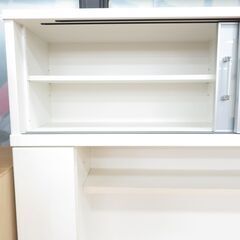 引取限定】TV台 白【小倉南区葛原東】