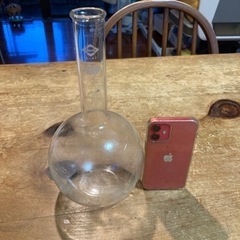 花瓶　フラスコ　ビーカー　理科　実験