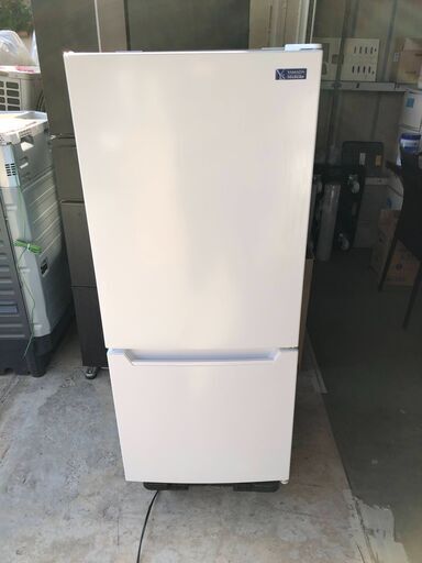 2019年製 YAMADA ノンフロン冷凍冷蔵庫 YRZ-C12G2　117L 大容量冷蔵室87L 野菜ケース ガラス棚