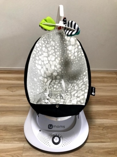 電動バウンサー　4MOMS