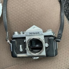 【ネット決済・配送可】カメラ　Nikon