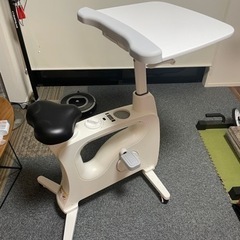 フィットネスバイク(デスク付き)