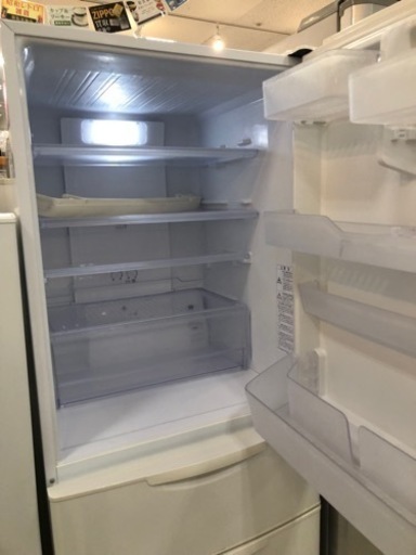 取りに来れる方限定！AQUAの４ドア冷蔵庫です！
