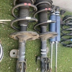 ANH20W ヴェルファイア　サスペンション トヨタ純正フロントサスANH20W ヴェルファイア アルファード