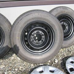 トヨタ　ハイエース　S-GL用純正　夏タイヤＲＤ－６１３　ホイール　４本セット