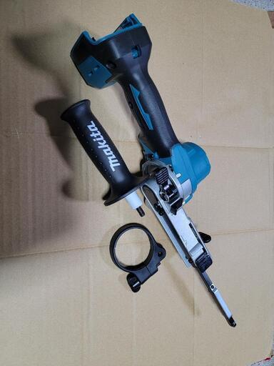 新品 makita ベルトサンダー 充電式 18V BS180D マキタ - 滋賀県の家具