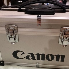 Canon ジュラルミン　カメラケース　キャノン　無料