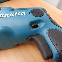 makita 14.4V 16mm 充電式ハンマドリル バッテリー2個付 3.0Ah 青 マキタ HR162D RFX 札幌 西野