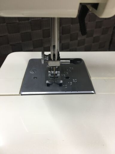 ロックミシン MO-503 3本糸 フットコントローラー付き ジューキ ハンド