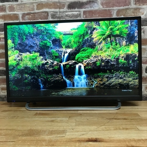 即日受渡❣️送料込3年前購入32型液晶TVスタイリッシュホワイトモデル-