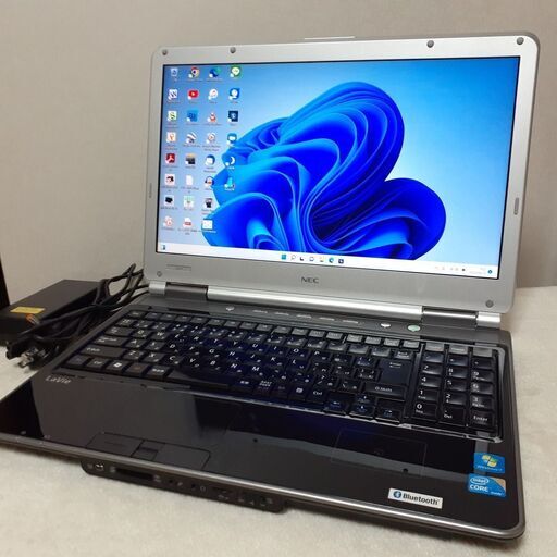 【取引中です】NEC　LaVie　SSD＋HDD搭載　15インチ　Bluetooth　ブルーレイ　i5　Wi-Fi　テンキー付き　Windos11