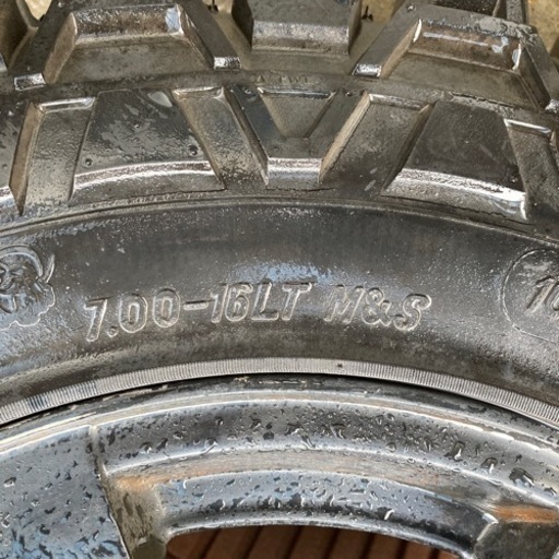 ジムニーJA12に履かせていました