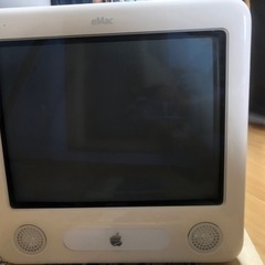 eMac 2002年製　ジャンク