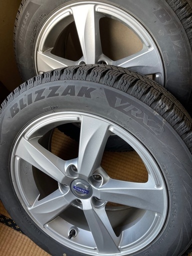 205/55R16 ボルボ純正 スタッドレス 205/55R16 ボルボ純正 スタッドレス 【公式通販】