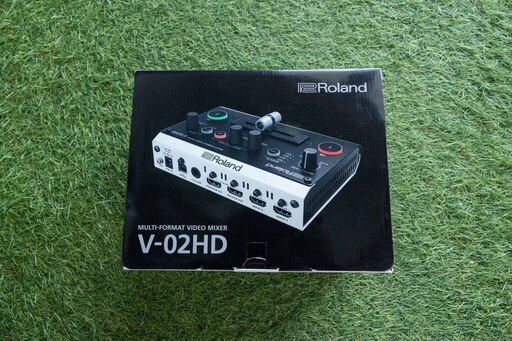 Roland V-02HD　ビデオスイッチャー