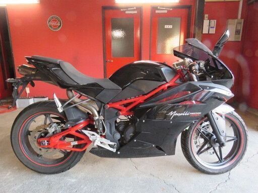 □メガリ Megelli 250r 3479km 250cc 4スト 単気筒 軽量 スポーツ 6速 バイク 札幌発！ ★ □メガリ Megelli 250r 3479km 250cc 4スト 単気筒 軽量 スポーツ 6速