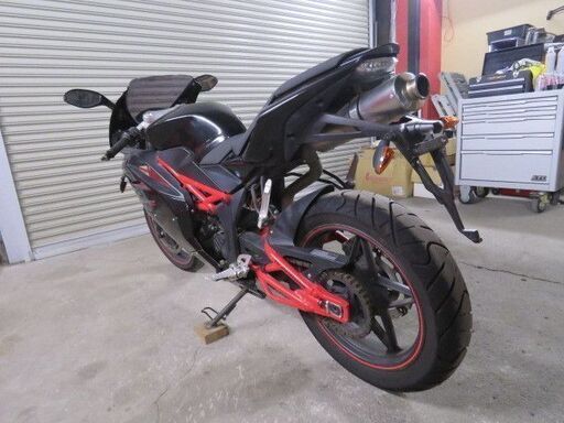 □メガリ Megelli 250r 3479km 250cc 4スト 単気筒 軽量 スポーツ 6速