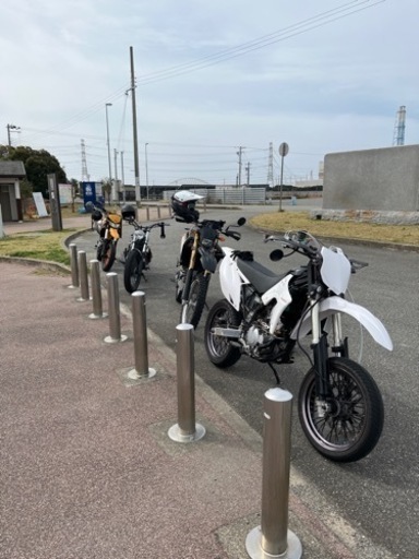 dトラッカー250