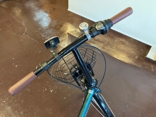 自転車 【Jeep タイヤ・チューブ新品！】カゴ付き 6段変速 20インチ 