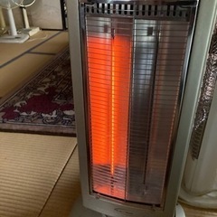 縦　電気ストーブ