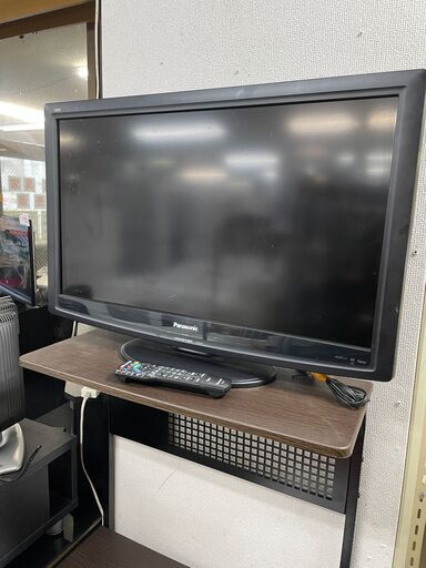 リサイクルショップどりーむ荒田　No１８２５　液晶テレビ　パナソニック　３２型　中古　２０１０年製　動作確認OK　リモコン付き 8415円