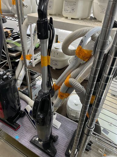 リサイクルショップどりーむ荒田　No１８６３　掃除機　ハイアール　スティッククリーナー　サイクロン　２０１６年製　中古　動作確認OK