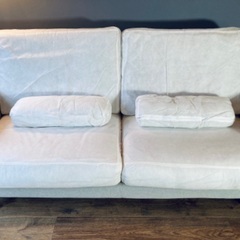☑️ジモ売約済　新品設置後未使用18万ケユカレムソファー2.5人掛けヘッドレスト×2オプション