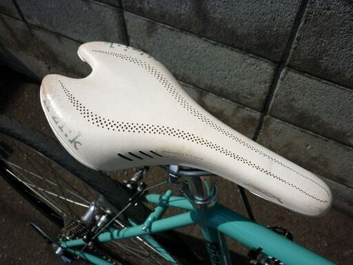 ☆Bianchi Lupo シクロクロスバイク 自転車 27段変速 ビアンキ ロードバイク ドロップハンドル 通勤用 通学用 札幌 北20条店 ☆Bianchi Lupo シクロクロスバイク 自転車 27段変速 ビアンキ ロード