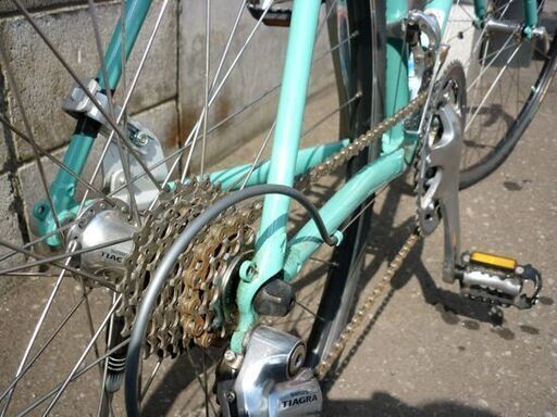 ☆Bianchi Lupo シクロクロスバイク 自転車 27段変速 ビアンキ ロード