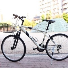 ブランドスポーツ自転車ーGT