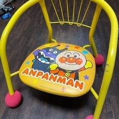 アンパンマンとバイキンマン椅子　⭐︎ベビー&キッズ用イス