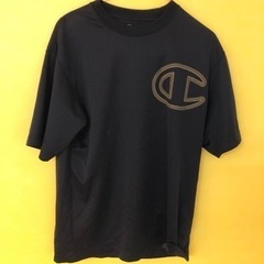 通気性抜群のチャンピオンのナイロンTシャツ