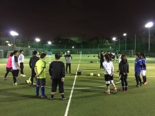 本日土曜日と明日日曜日に開催 個人参加型フットサル 個サル ソサイチ 8人制サッカー 男女参加者大募集 お1人でもグループでも大歓迎 ぐっちょん 鶴見緑地のフットサルのメンバー募集 無料掲載の掲示板 ジモティー