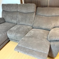 2ヶ月のみ使用 東京インテリア 電動カウチソファ アストラS R(W217)