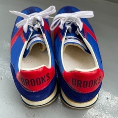 BROOKS スニーカー(決まりました)