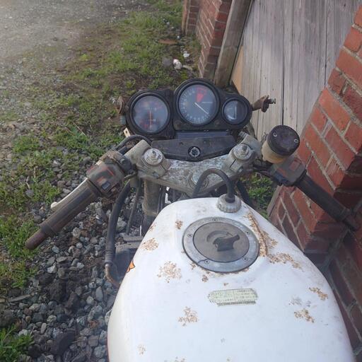 ホンダ VFR 400 部品取り