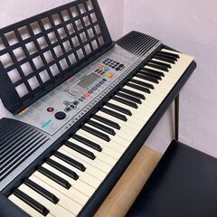 【無料で差し上げます】YAMAHA-PSR201電子ピアノ・イス...