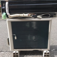 東芝 ルームエアコン/RAS-2219T（W） 2020年製 冷房能力：6畳用