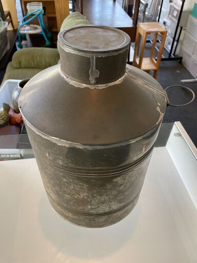 ブリキ缶 No.1960 レトロ ミルク缶 2重蓋つき 【リサイクルショップど