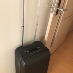 スーツケースの修理