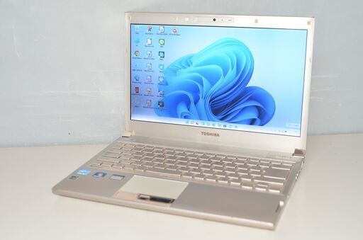 最新Windows11+office 爆速SSD256GB 東芝 R731/37EK 高性能 i5-2520M/メモリ4GB/13.3インチ/DVDマルチ/USB3.0/Webカメラ/便利なソフト多数