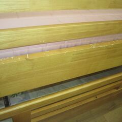 R433 国産 関家具 3段ベッド、天然木、ライト・マットレス付、幅108cm 美品