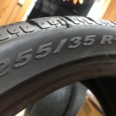 【セール】新品未使用タイヤ★ピレリ★255/35/19 2本セット★