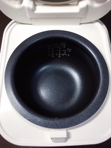 Haier JJ-M31D(W)マイコンジャー炊飯器　3合炊き　2018年製