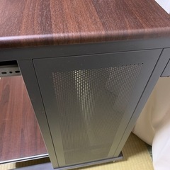 パソコンデスク収納たっぷり美品❗️