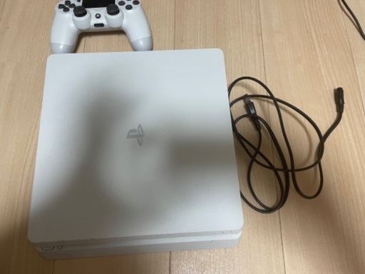お話中】PS4ホワイト1TB【箱無し、本体、コントローラー、ACケーブル