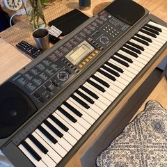 電子ピアノ　電子キーボード　カシオCTK-601