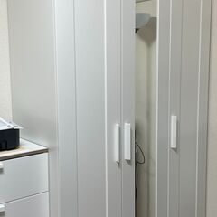 IKEA_【イケア人気商品】_ワードローブ 扉3枚付, ホワイト...